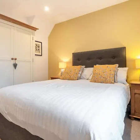3 Bed In Ambleside Oc-Lr020 *