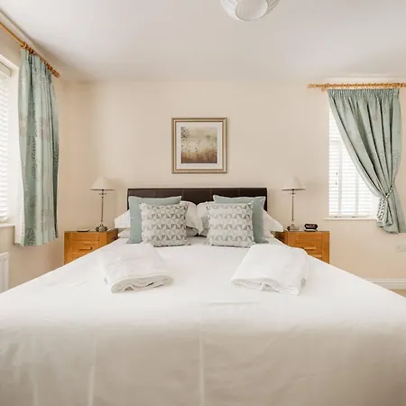 Abbotsgarth Heights *